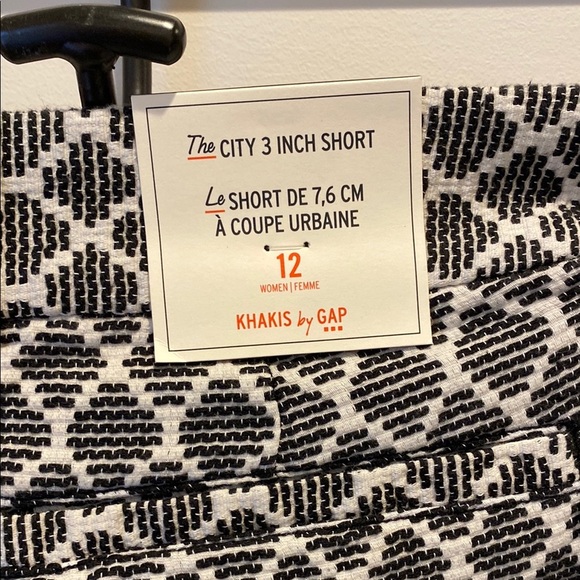 Gap Women's Black and White Patterned Shorts NWT - Picture 7 of 7